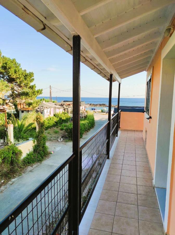 Aris Seaside Issos Beach Agios Georgios  ภายนอก รูปภาพ